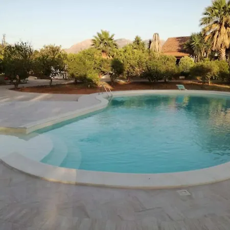 Chianurre Villa *