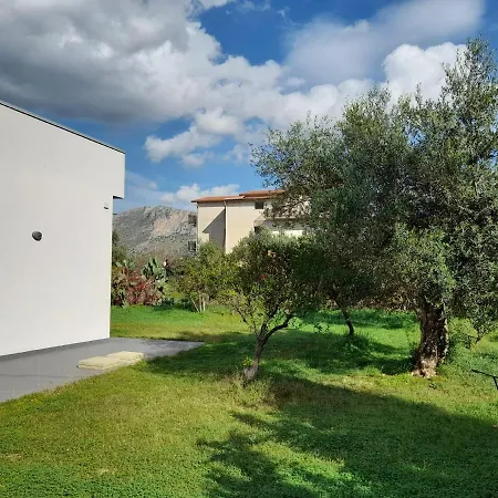 Chianurre Villa *